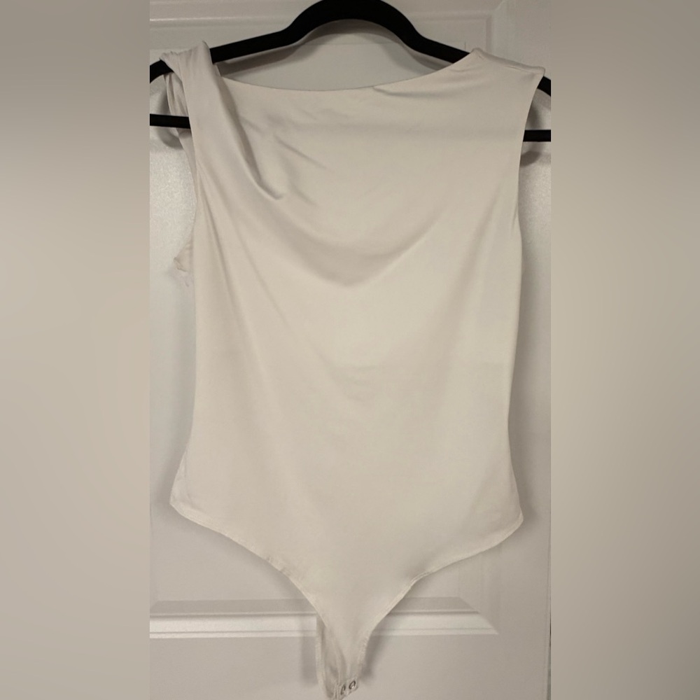 Madden NYC Twist Shoulder Bodysuit